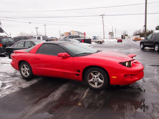 Pontiac Firebird 1999 photo 1