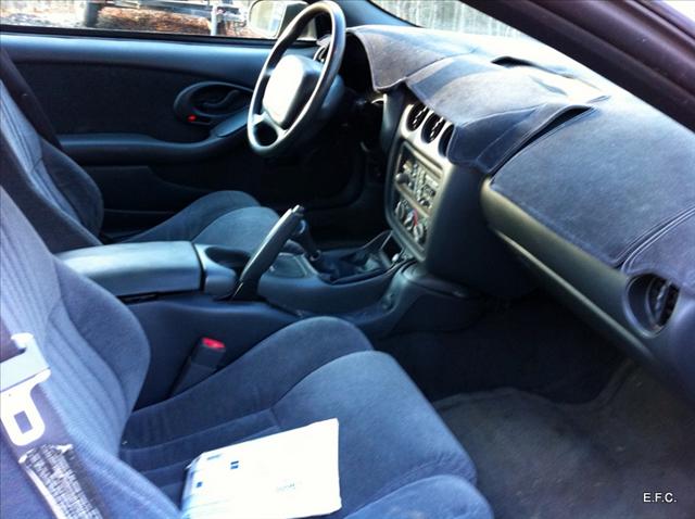 Pontiac Firebird 1999 photo 2