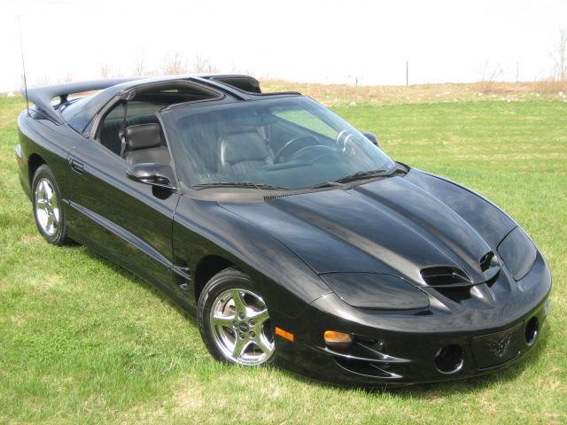 Pontiac Firebird 4dr Sdn V6 CXL Coupe