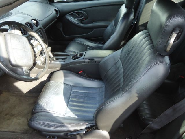 Pontiac Firebird 2000 photo 3