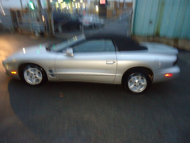 Pontiac Firebird 2000 photo 4