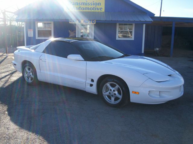 Pontiac Firebird 2001 photo 3