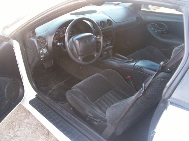 Pontiac Firebird 2001 photo 4