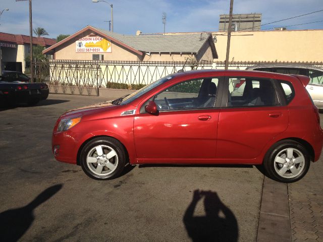 Pontiac G3 Wave 2009 photo 4