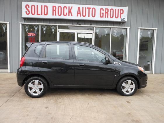 Pontiac G3 Wave 2009 photo 1