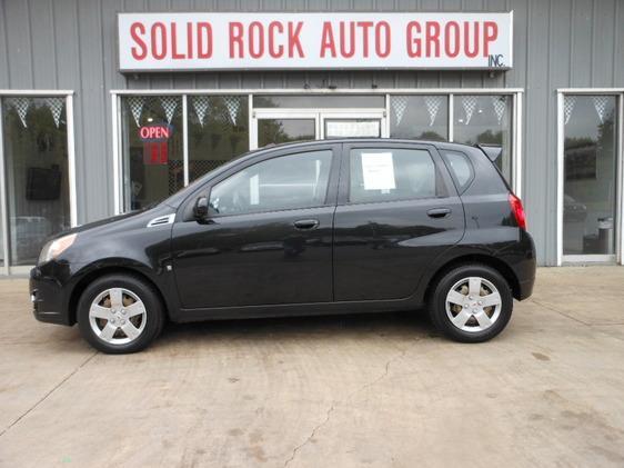 Pontiac G3 Wave 2009 photo 4