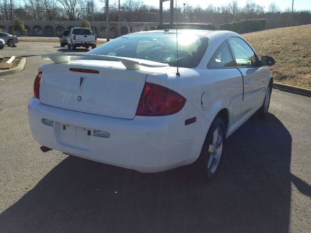 Pontiac G5 2007 photo 2