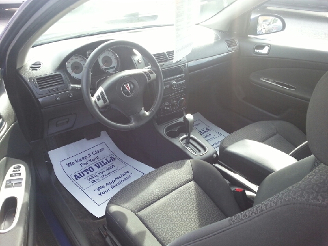 Pontiac G5 2007 photo 2