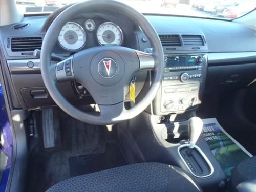 Pontiac G5 2007 photo 2