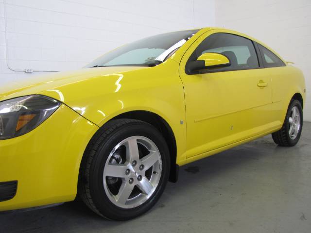 Pontiac G5 2008 photo 2
