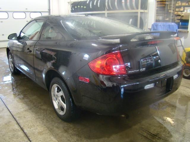 Pontiac G5 2008 photo 2