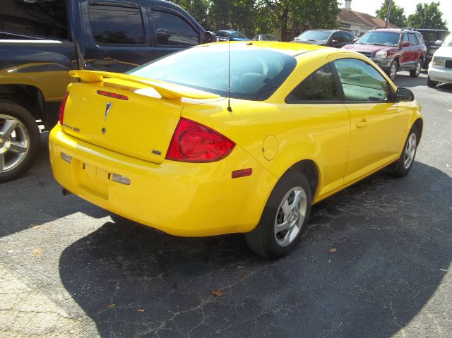 Pontiac G5 2008 photo 1