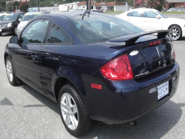 Pontiac G5 2008 photo 2