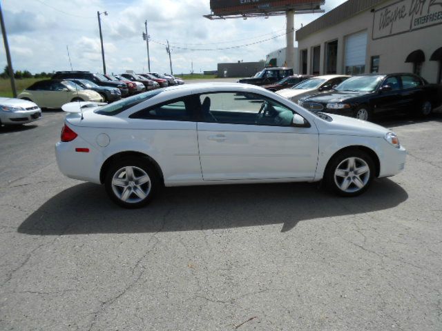 Pontiac G5 2008 photo 2