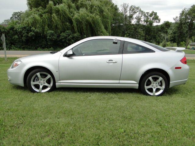 Pontiac G5 2009 photo 2