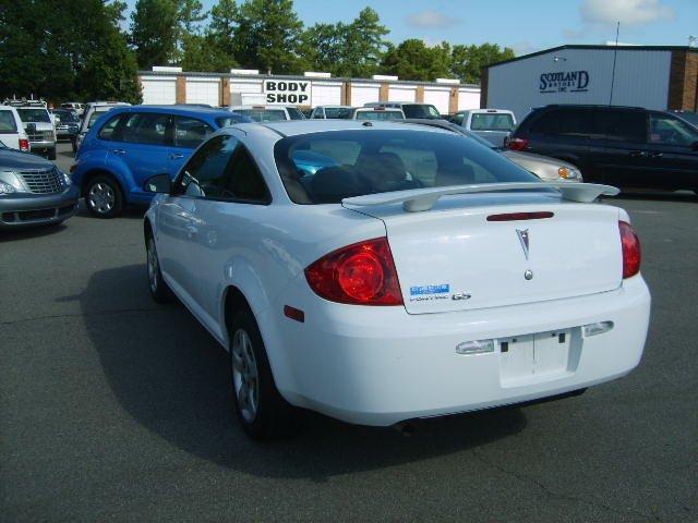 Pontiac G5 Sportback LS Unspecified