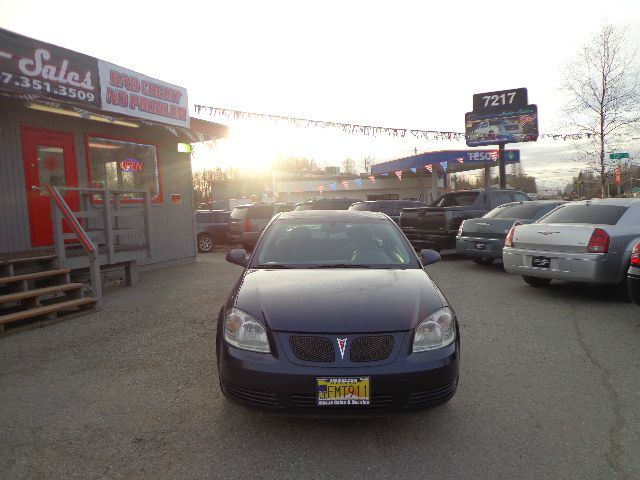 Pontiac G5 2009 photo 2