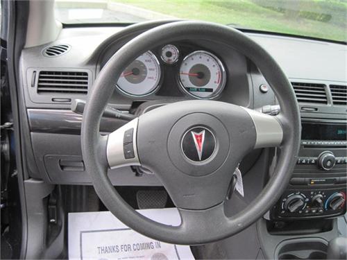 Pontiac G5 2009 photo 1