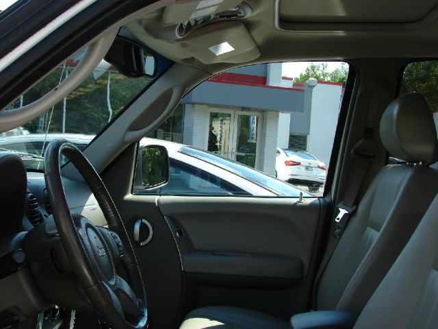 Pontiac G5 2009 photo 3
