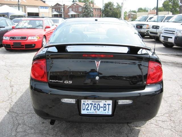 Pontiac G5 2009 photo 3