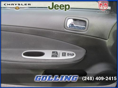 Pontiac G5 2009 photo 2