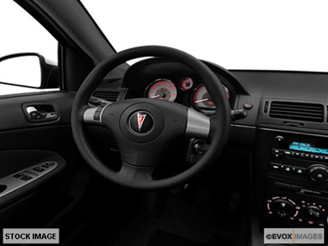 Pontiac G5 2009 photo 2