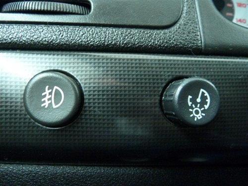 Pontiac G5 2009 photo 2