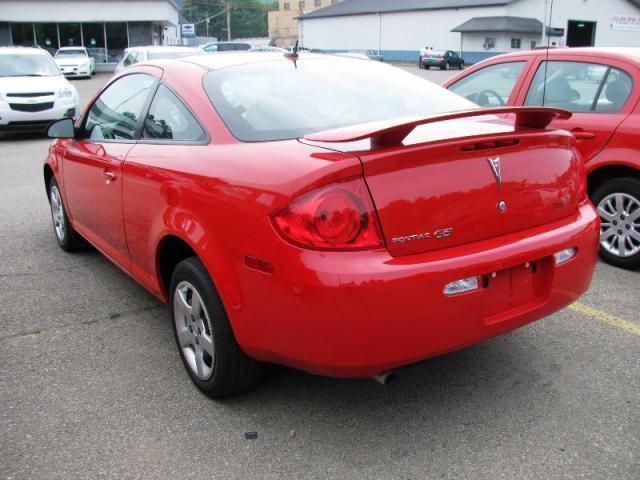 Pontiac G5 2009 photo 3