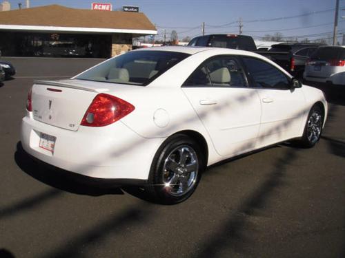 Pontiac G6 2005 photo 2
