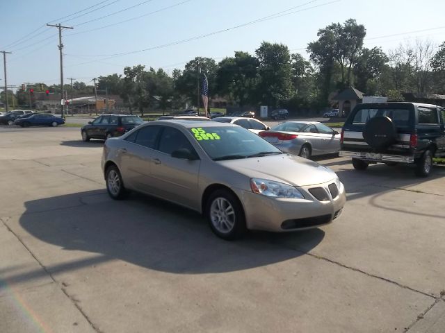 Pontiac G6 2005 photo 1