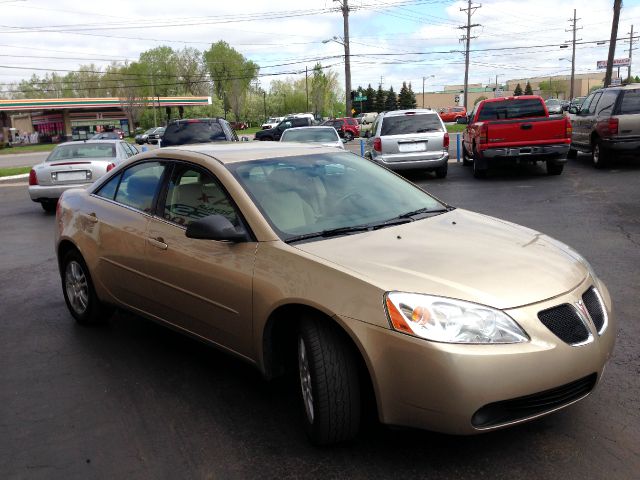 Pontiac G6 2005 photo 2