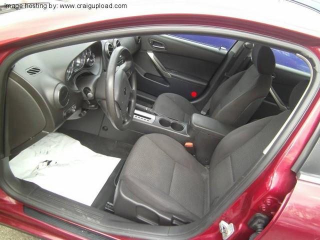 Pontiac G6 2005 photo 2