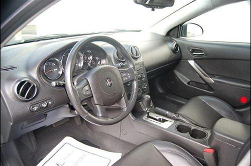 Pontiac G6 2005 photo 2