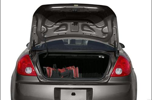 Pontiac G6 2005 photo 2