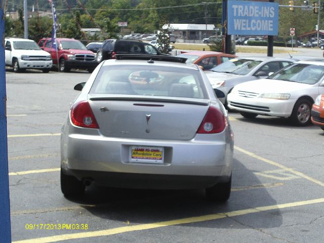 Pontiac G6 2005 photo 2