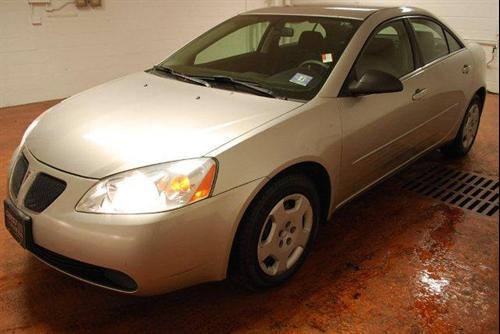 Pontiac G6 2005 photo 2