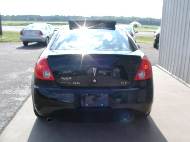 Pontiac G6 2005 photo 1