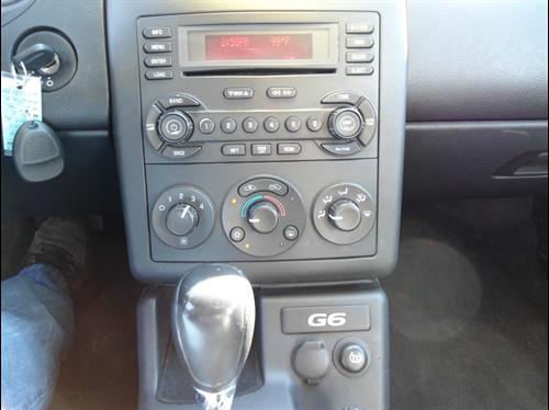 Pontiac G6 2005 photo 2