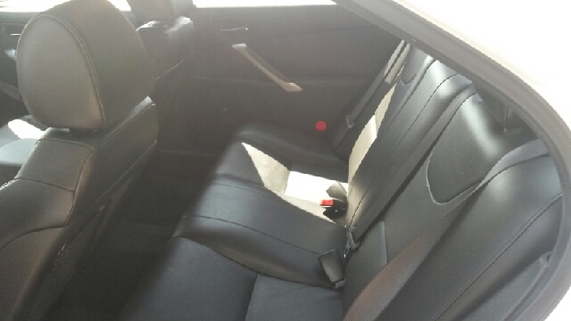 Pontiac G6 2006 photo 2