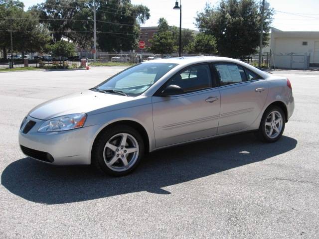 Pontiac G6 2006 photo 2
