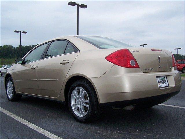 Pontiac G6 Sienna Sedan
