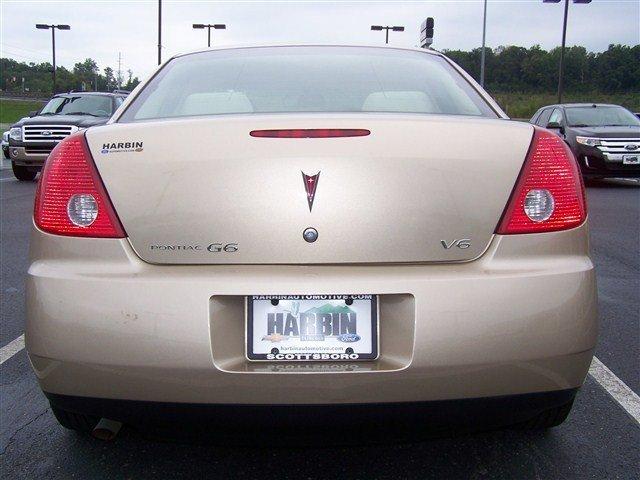 Pontiac G6 2006 photo 1
