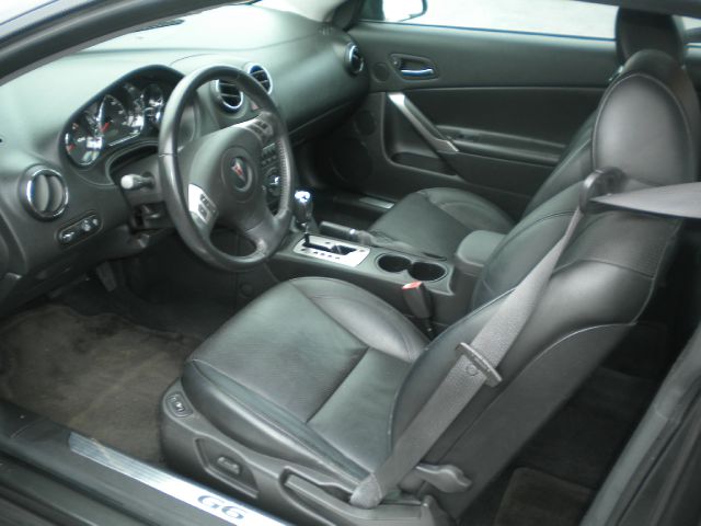 Pontiac G6 Sportback LS Coupe