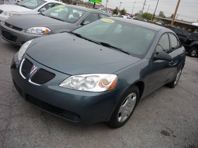Pontiac G6 2006 photo 2