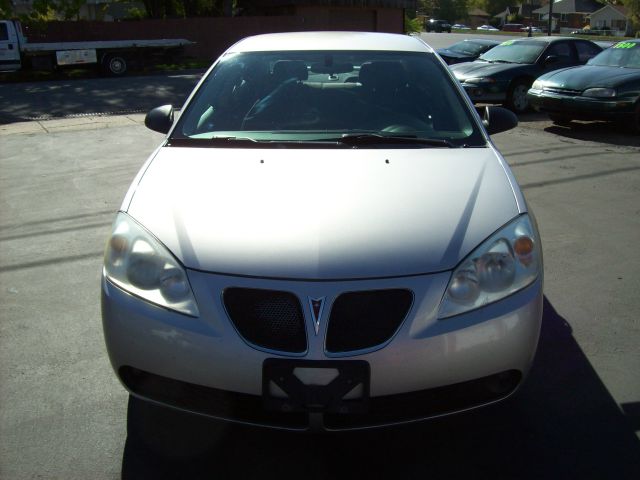 Pontiac G6 2006 photo 2