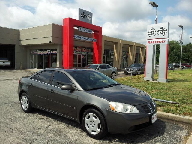 Pontiac G6 2006 photo 2