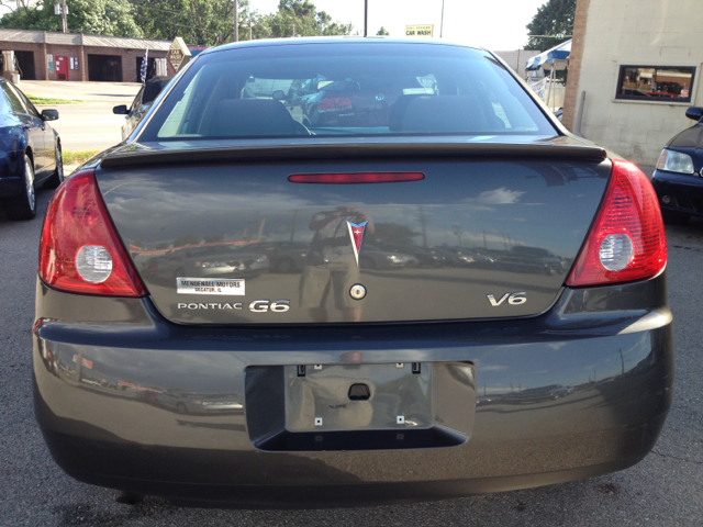 Pontiac G6 2006 photo 2