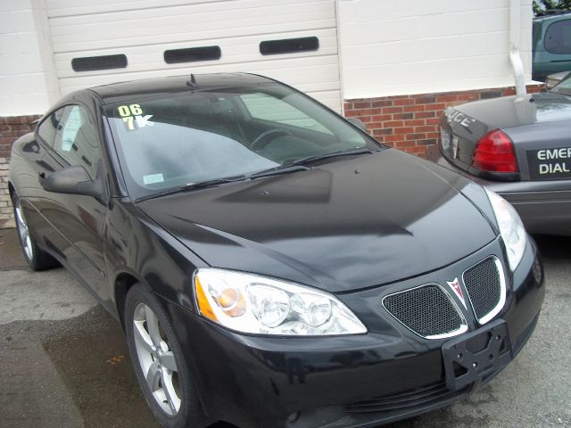 Pontiac G6 2006 photo 2