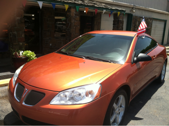 Pontiac G6 2006 photo 2