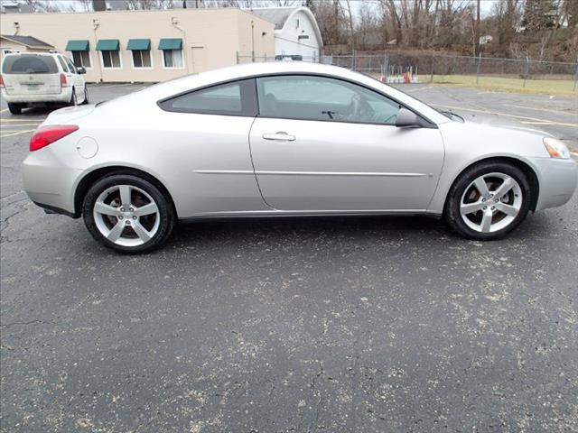 Pontiac G6 2006 photo 2
